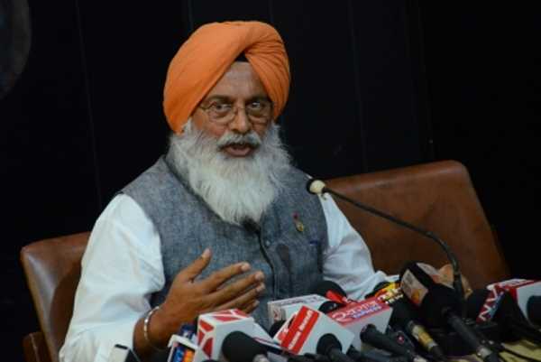 पूर्व सेना प्रमुख ने मान की ब्रिटिश सांसद ढेसी से मुलाकात पर उठाए सवाल